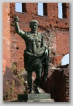 statue c�sar auguste
