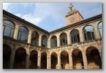 palais de l'archiginnasio