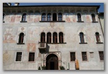 trente : palais