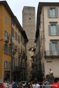 foto torre-del-gombito-piazza-vecchia-bergamo_8414