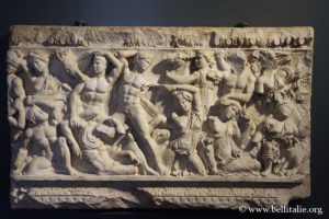 amazzonomachia-fronte-di-sarcofago-museo-di-santa-giulia_8852