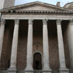 Piazza del comune, tempio di Minerva, Assisi