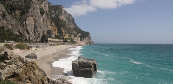 Photo de la baie des Sarrasins à Finale Ligure