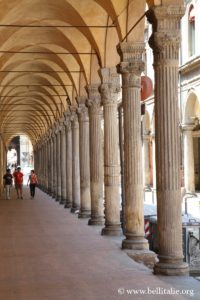 portico, basilica san giacomo, bologna