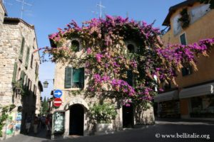 Foto del centro storico di Sirmione