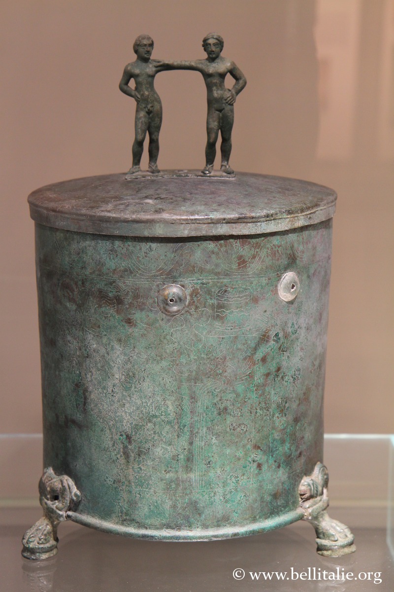 cista-bronzo-museo-archeologico-milano_7381