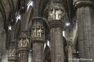 colonne-interno-duomo-di-milano_7948