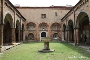 Corte di Pilato, Bologna