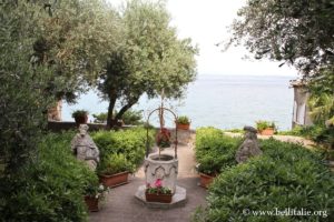 giardino-grazia-deledda-sirmione_9819