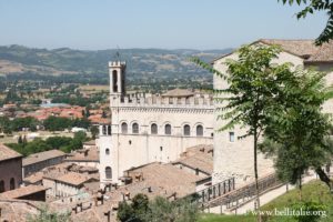 gubbio, palais-des-consuls