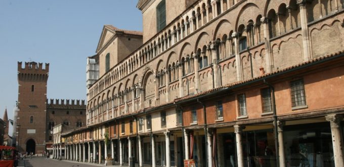 Loggia dei Mercanti, Ferrara