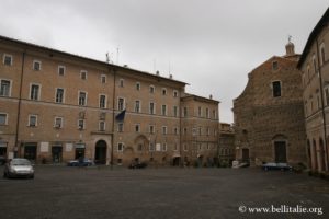 Piazza della Libertà, Macerata