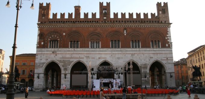 Palazzo Gotico, Piacenza