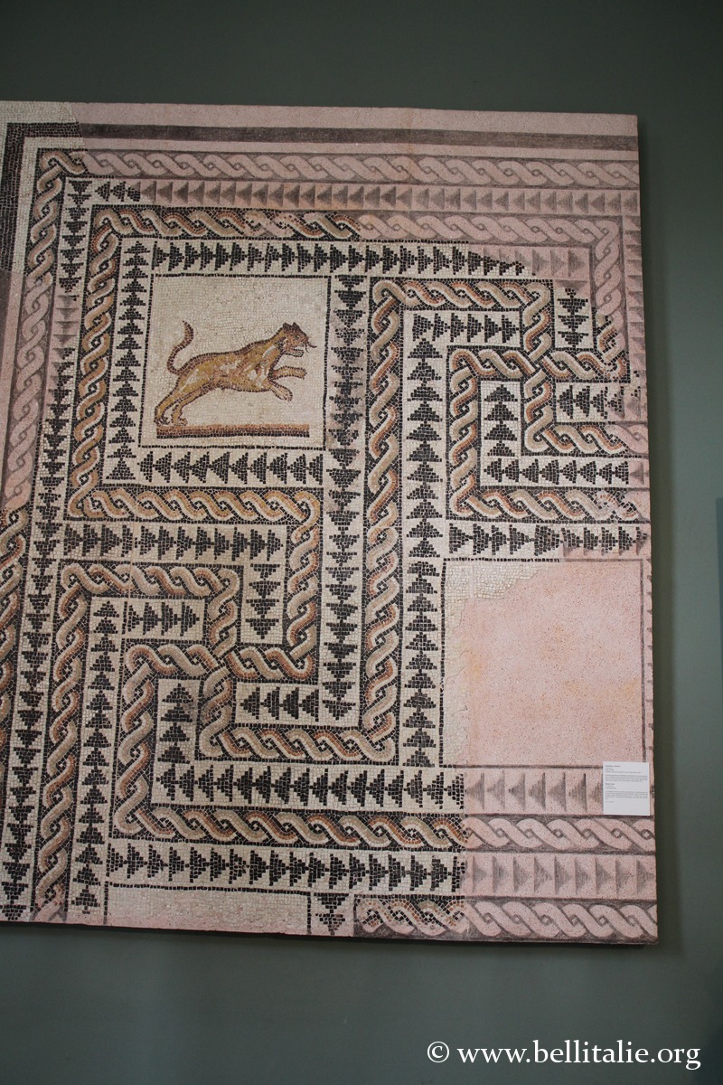 pavimento-a-mosaico-museo-archeologico-milano_7308