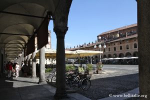 piazza-ducale-vigevano_6576