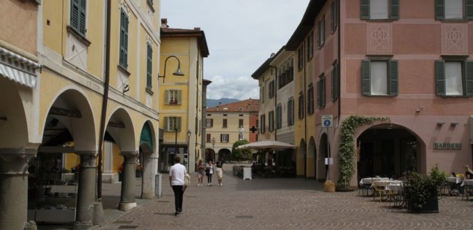 piazza-garibaldi-iseo_9115