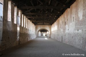 route-couverte-palais-ducal-vigevano_6601