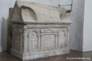 sarcofago-cappella-sant-aquilino-san-lorenzo-maggiore-milano_7278