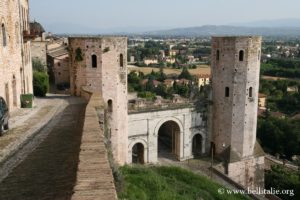 Spello, Porta Venere