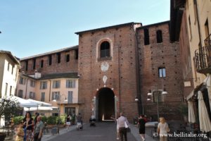 strada-coperta-palazzo-ducale-vigevano_6598