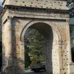 foto dell Arco di Augusto di susa
