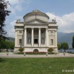 photo du temple de volta à Côme