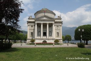 foto del tempio voltiano, como_8209