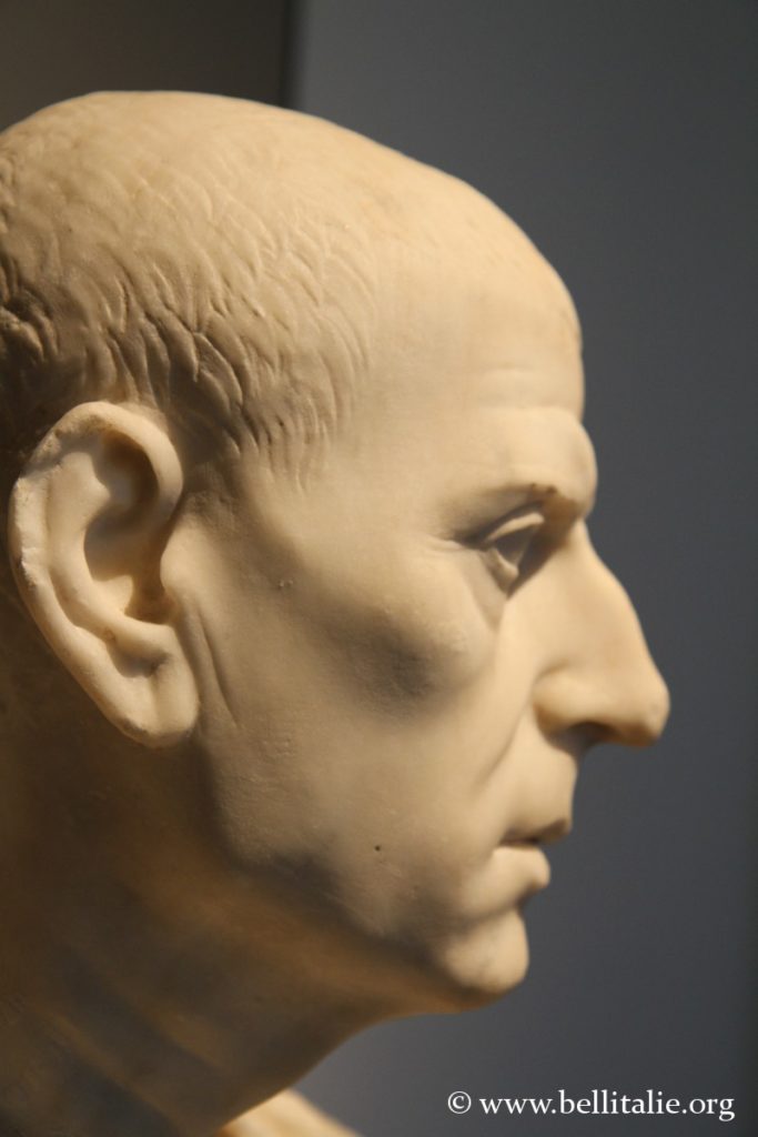 foto Busto di Giulio Cesare, museo di antichità di torino