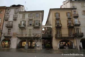 palazzi-via-roma-cuneo_0390