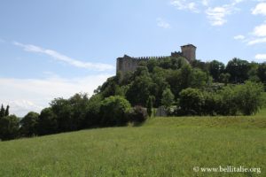 rocca-d-angera-lago-maggiore_7077