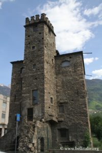 foto delle torre di aosta