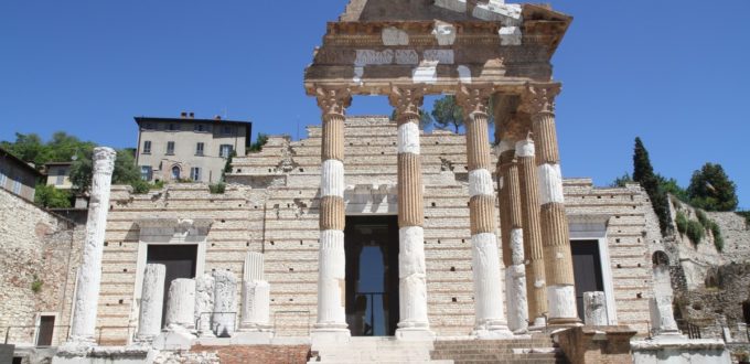 foto del capitolium romano di brixia, a brescia_9249