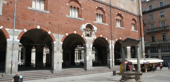 palazzo-della-ragione-piazza-mercanti-milano_7418