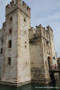 foto del castello scaligero di sirmione