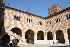 Foto del Cortile del Mercato Vecchio