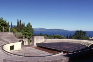 foto del teatro del vittoriale deglie italiani