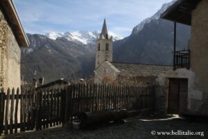 Photo de l'église d'Usseaux