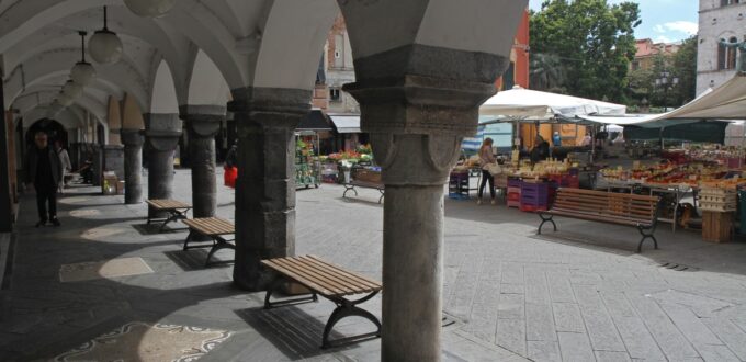 Photo des arcades Piazza Mazzini à Chiavari